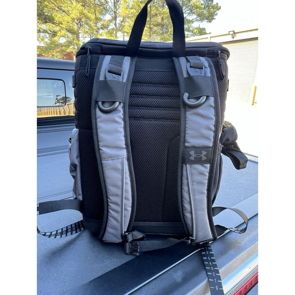 Under Armour UA Sideline 25-Can Backpack Cooler - Pitch Grey/Black, OSFA